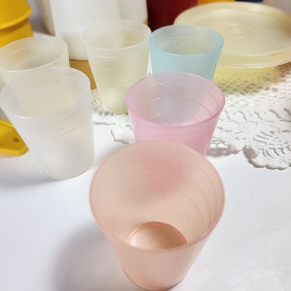 Vintage Tupperware Lot Replacement Cups Egg Cups Seperator Bowl Garlic K… - Picture 16 of 16